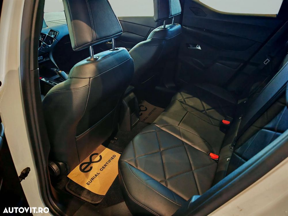 DS Automobiles DS 3 - 12