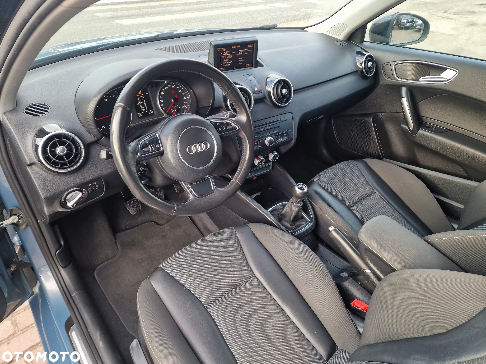 Audi A1 1.6 TDI Attraction - 9