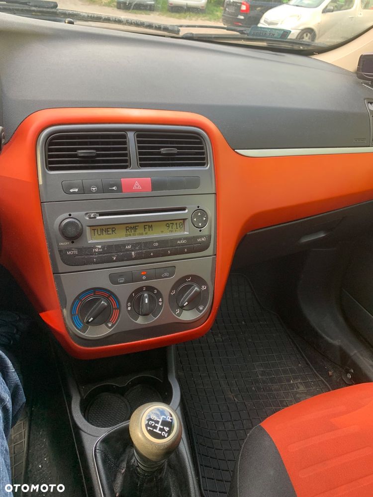 Fiat Punto - 8
