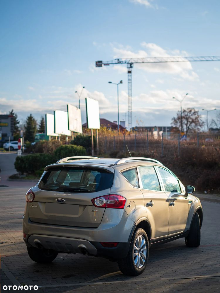 Ford Kuga - 4