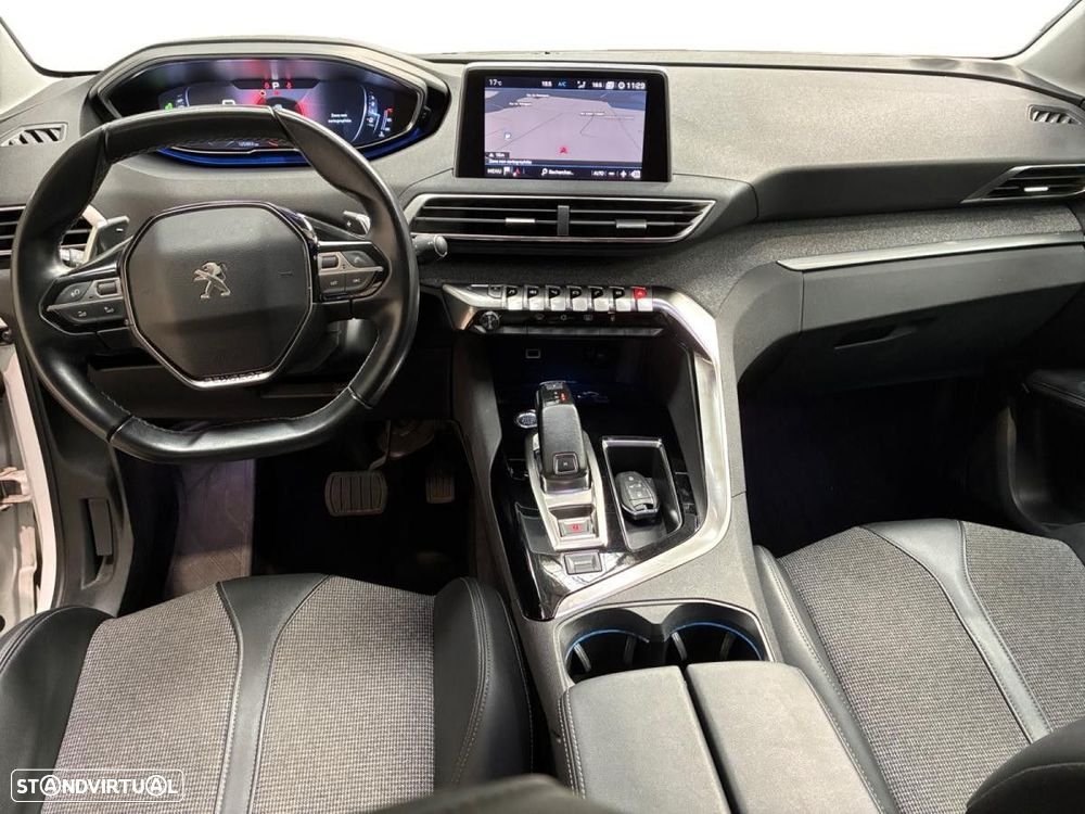 Peugeot 5008 1.2 PureTech Allure EAT8 - 4