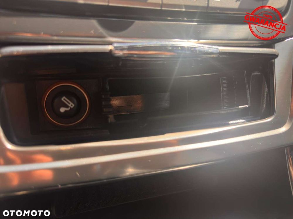 Ford Mondeo 2.0 Platinium X Plus (Titanium) - 35