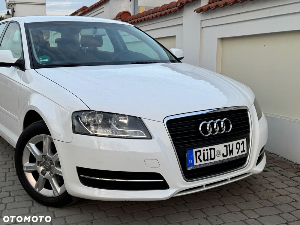 Audi A3 Sportback - 9