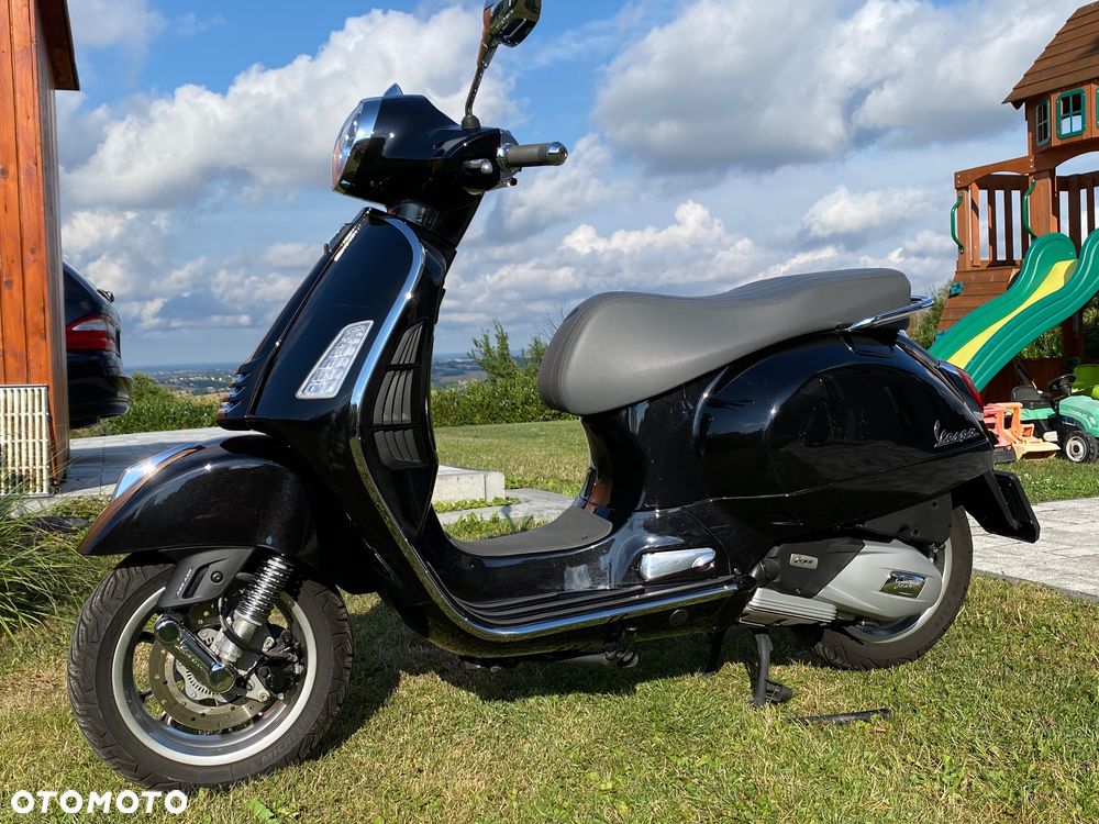 Vespa GTS - 1