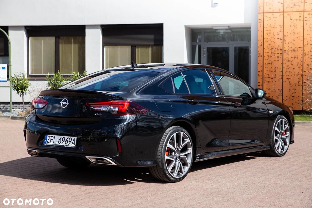 Opel Insignia 2.0 Direct InjectionTurbo GSI - 9