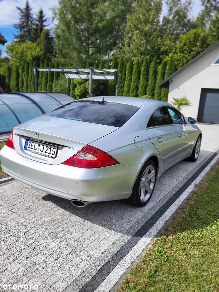Mercedes-Benz CLS - 6