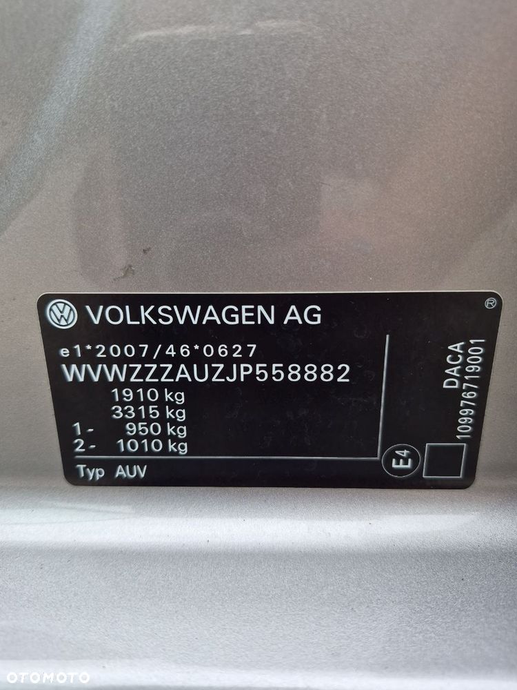 Volkswagen Golf 1.5 TSI BlueMotion ACT DSG Comfortline - 26
