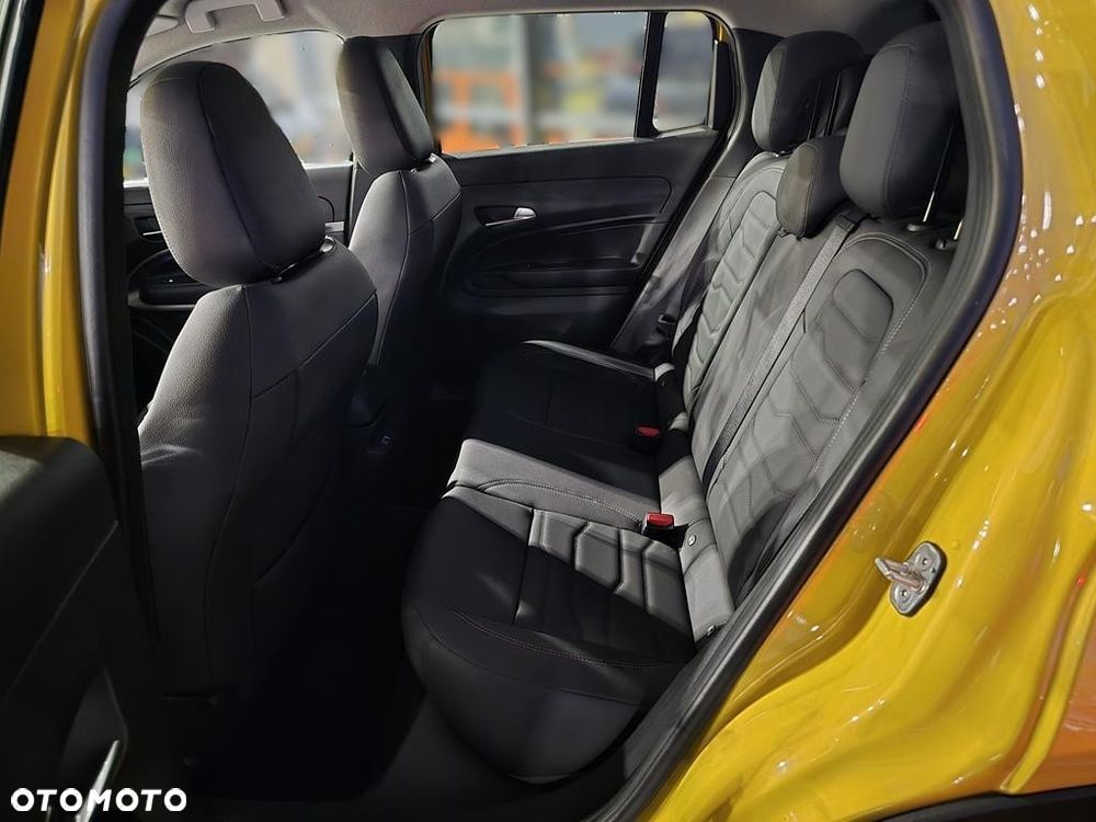 Jeep Avenger 1.2 T3 mHEV Summit FWD eDCT6 - 6