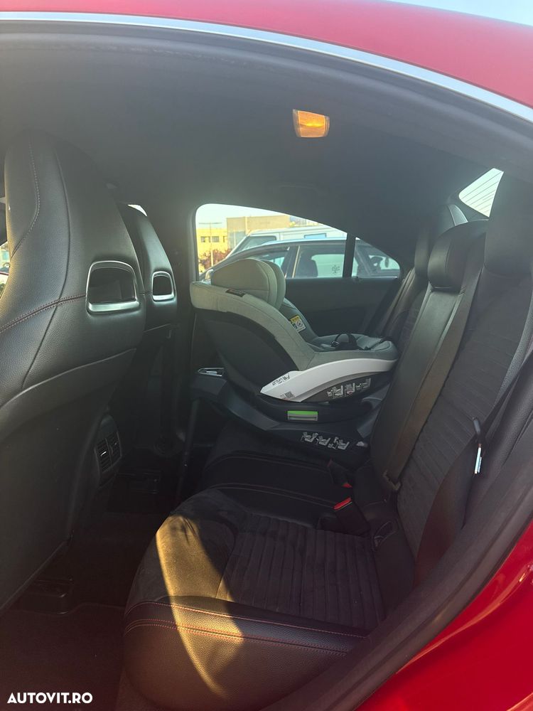 Mercedes-Benz CLA 200 - 5
