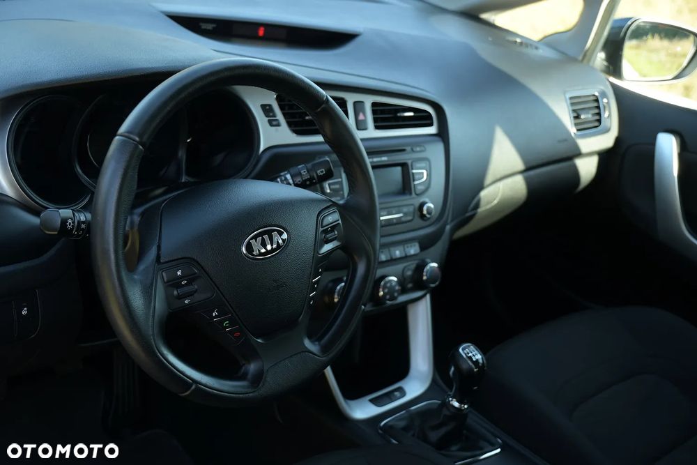 Kia Ceed - 26