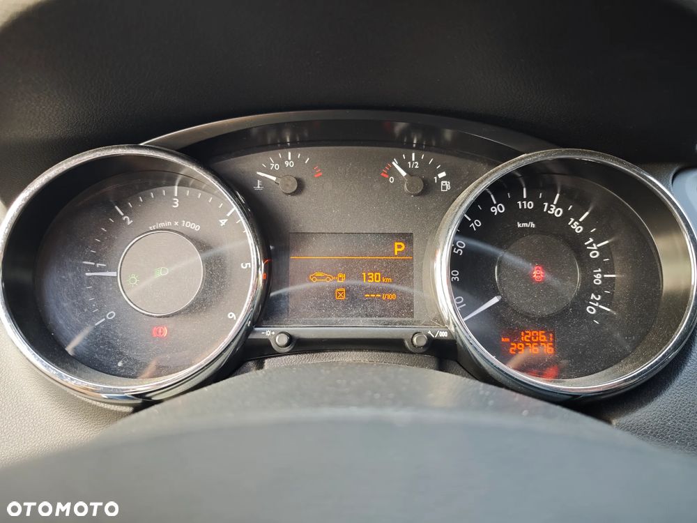 Peugeot 5008 HDI FAP 160 Automatik Business-Line - 11