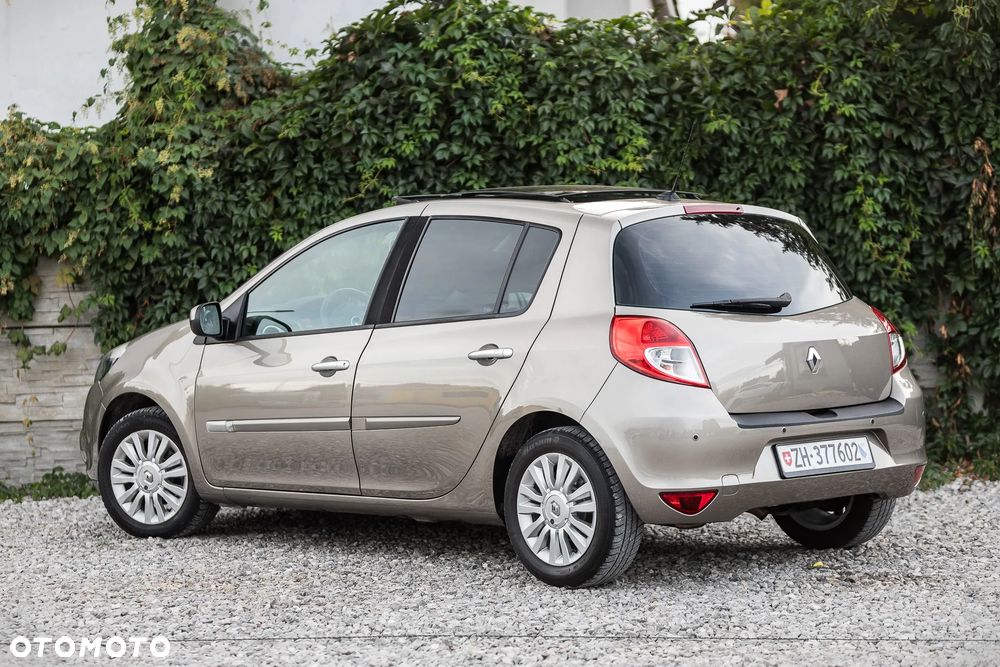 Renault Clio 1.6 16V Dynamique - 14