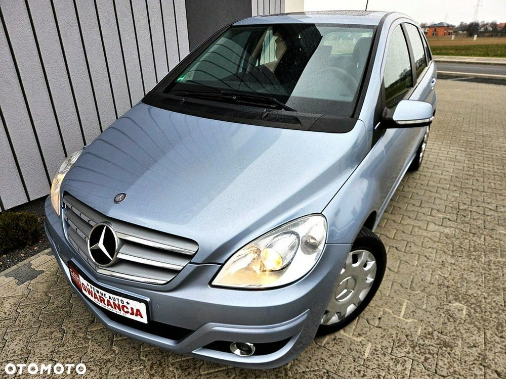 Mercedes-Benz Klasa B 180 BlueEFFICIENCY - 27