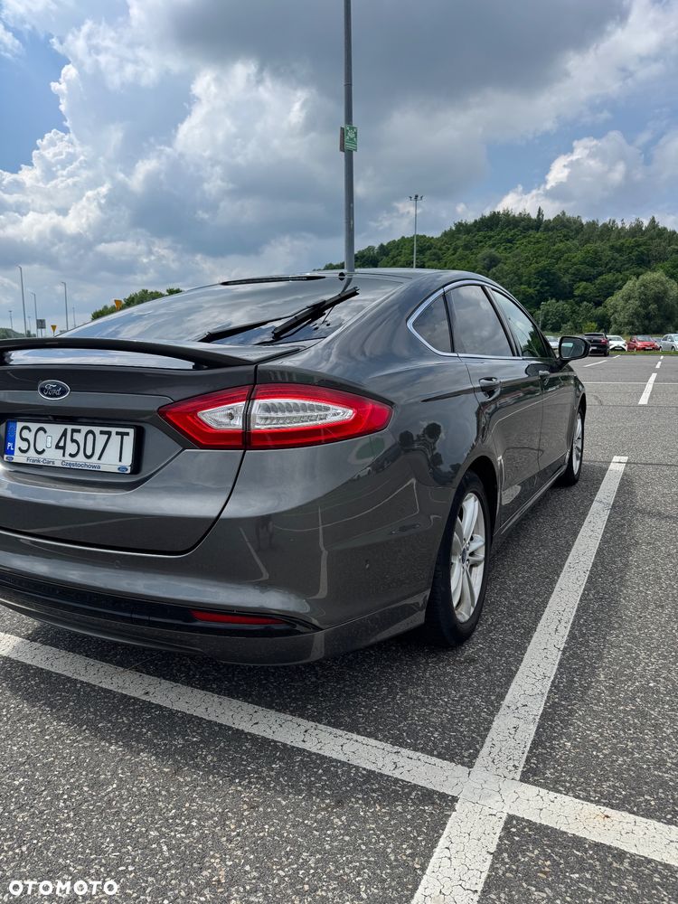 Ford Mondeo 2.0 TDCi Titanium PowerShift - 4