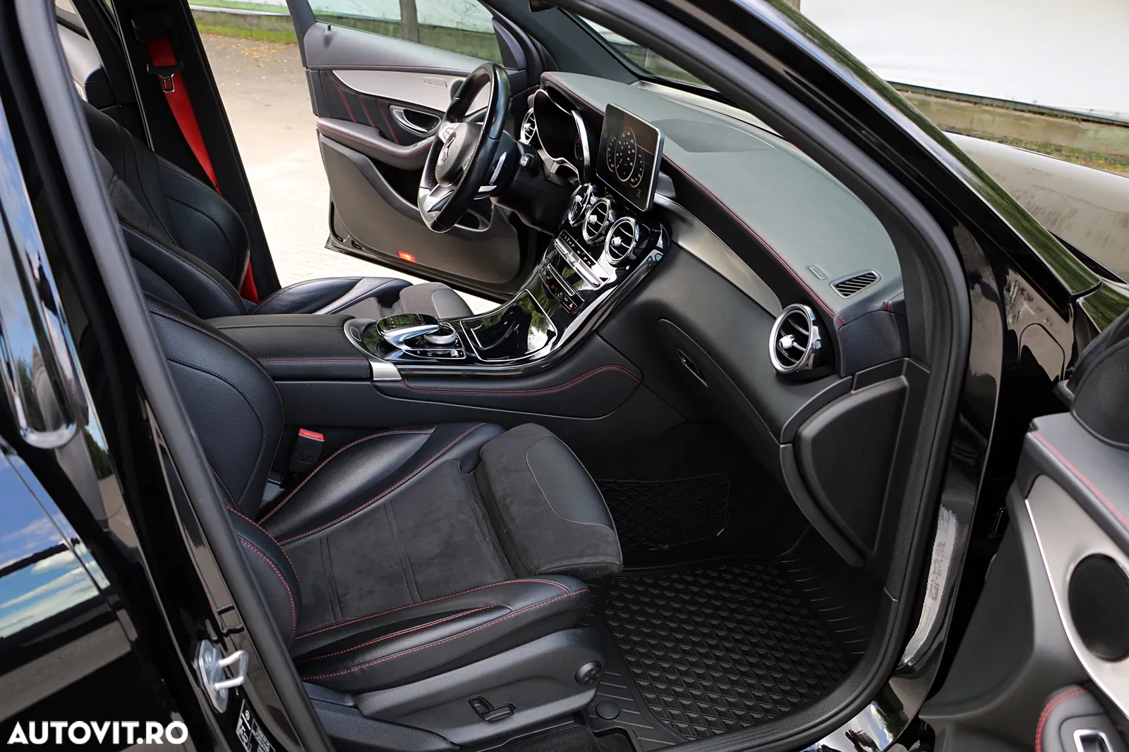 Mercedes-Benz GLC AMG 43 4Matic 9G-TRONIC - 29