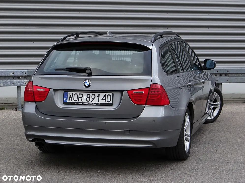 BMW Seria 3 318d DPF Edition Lifestyle - 16