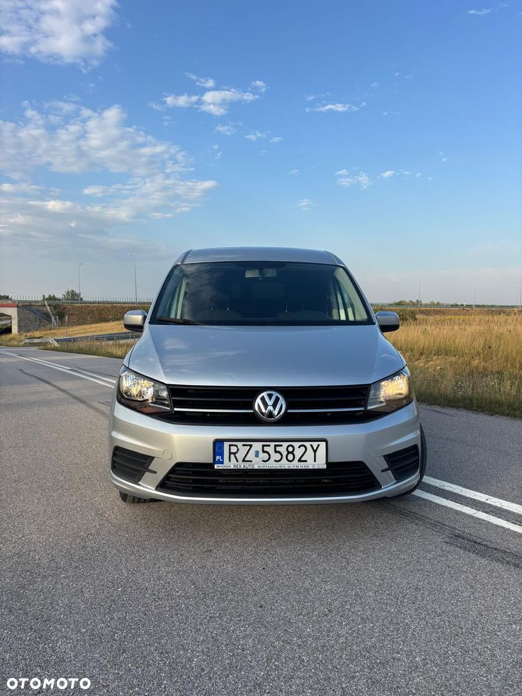 Volkswagen Caddy Maxi 2.0 TDI Trendline DSG - 10