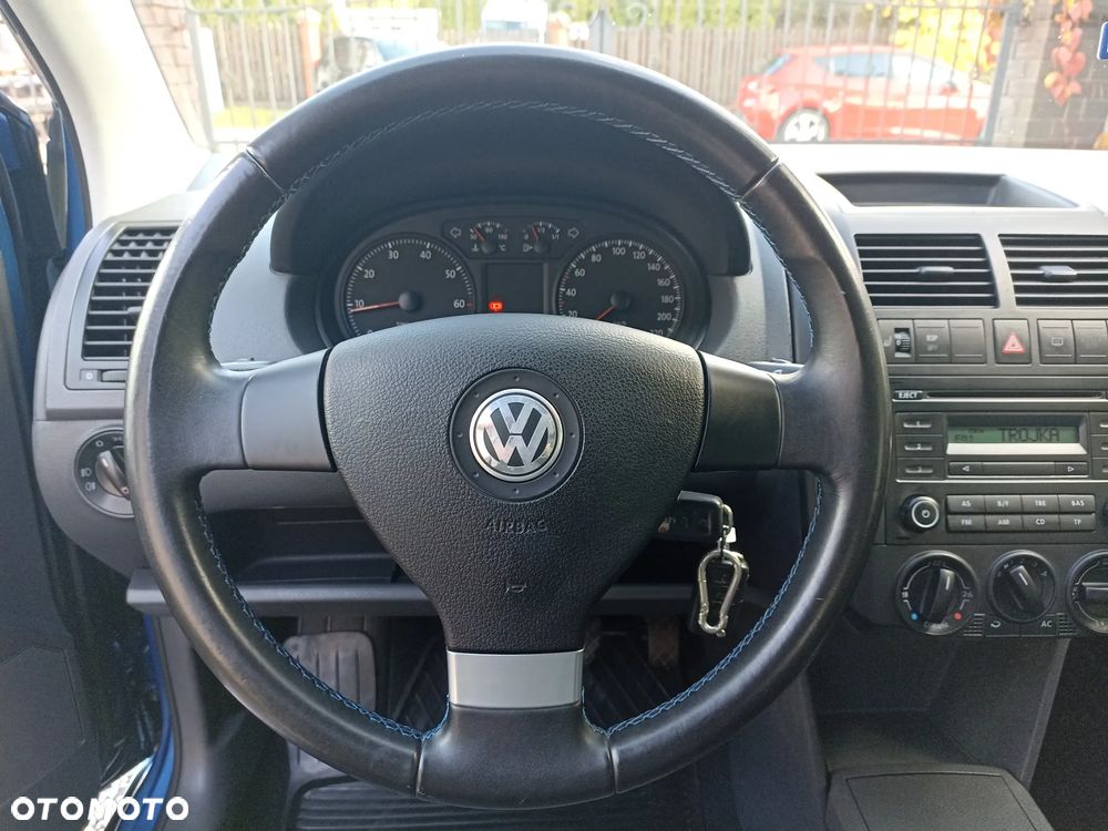 Volkswagen Polo 1.2 Tour - 22