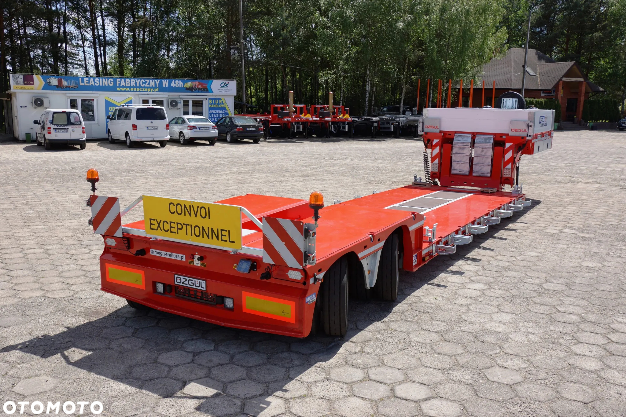 Inny TIEFBETT - MEGA TRAILERS - wersja STRONG - OSIE SAF - TRIDECK - ALUFELGI - 38
