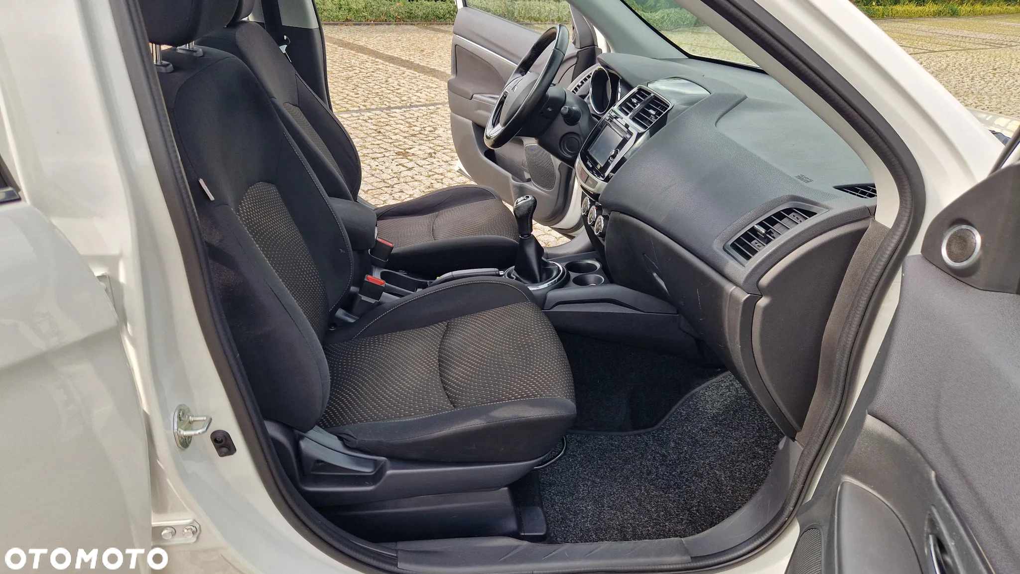 Mitsubishi ASX 1.6 Invite Navi - 29