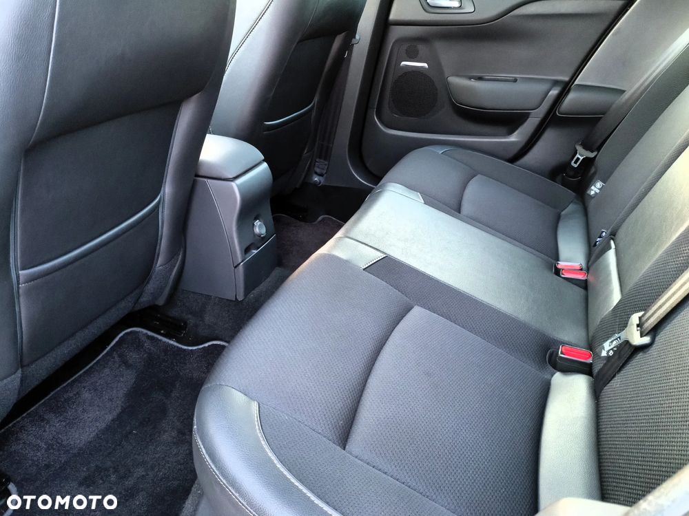 Citroën DS4 HDi 165 SoChic - 26