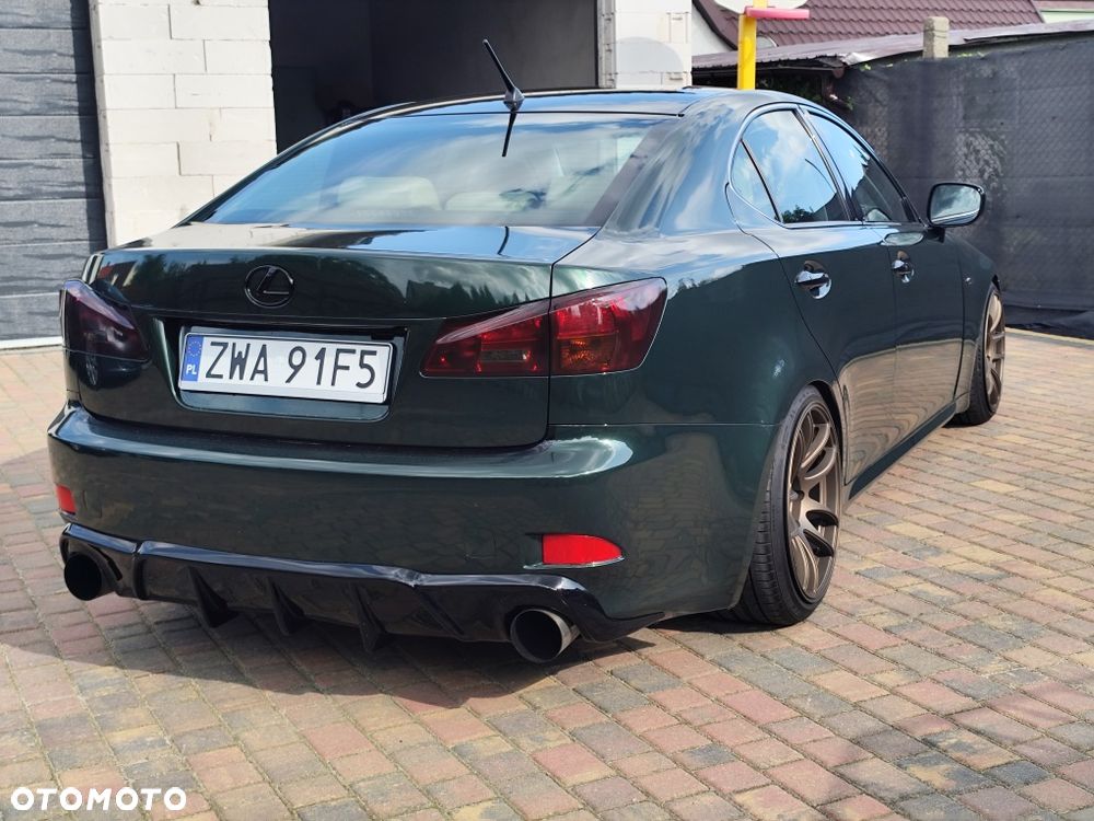 Lexus IS - 6