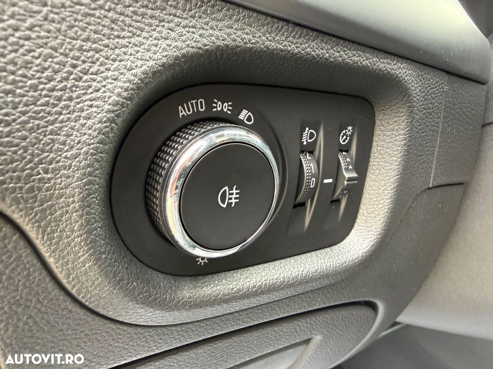 Opel Astra 1.6 CDTI DPF ecoFLEX Start/Stop Exklusiv - 17