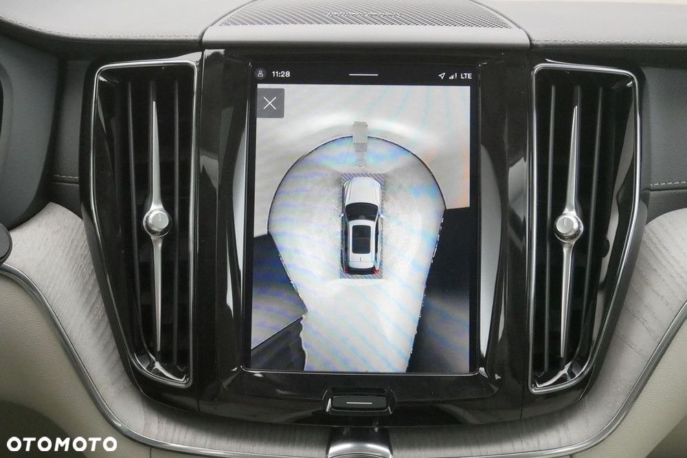 Volvo XC 60 - 22