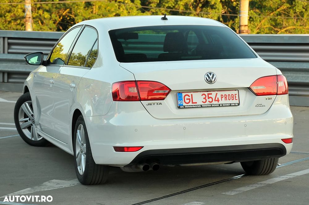 Volkswagen Jetta 1.4 TSI Sportline - 4