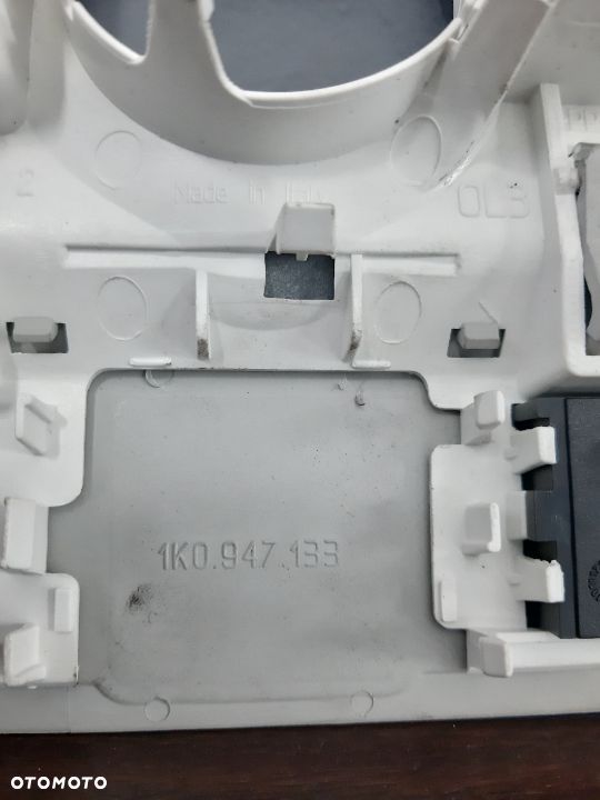 PASSAT B6 SEDAN LAMPA PODSUFITKI 1K0947133 - 2