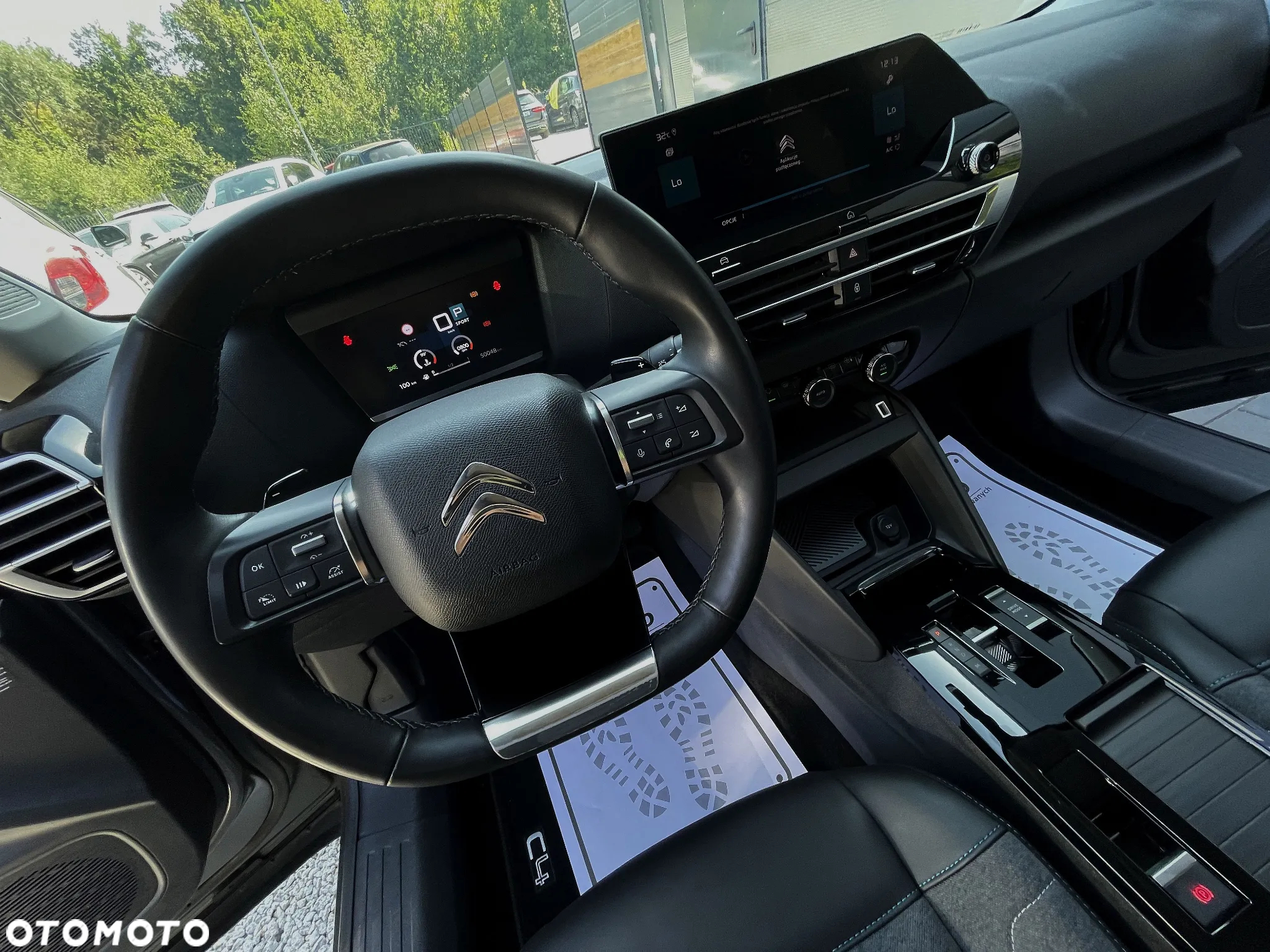 Citroën C4 PureTech 130 Stop&Start EAT8 SHINE - 29