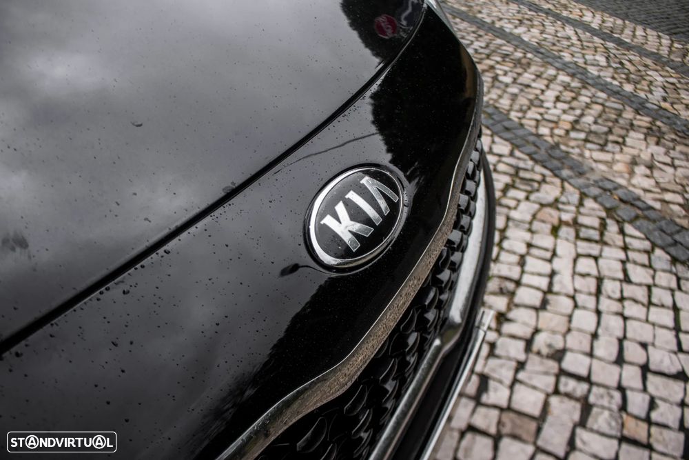 Kia Carens 1.7 CRDi ISG EX - 9