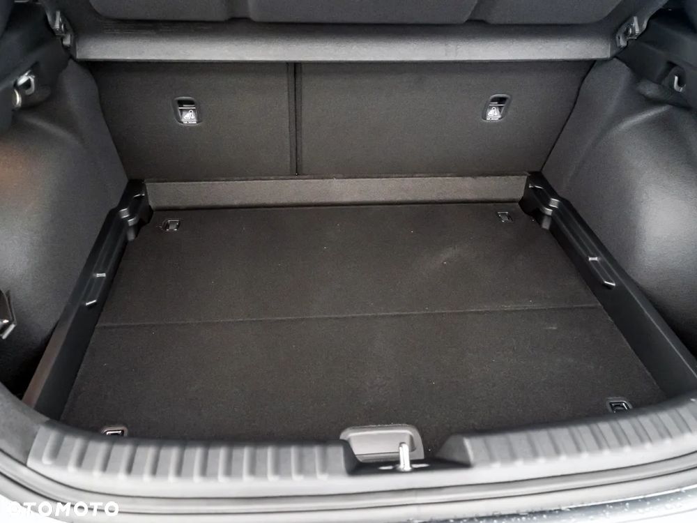 Kia XCeed 1.5 T-GDI M - 16