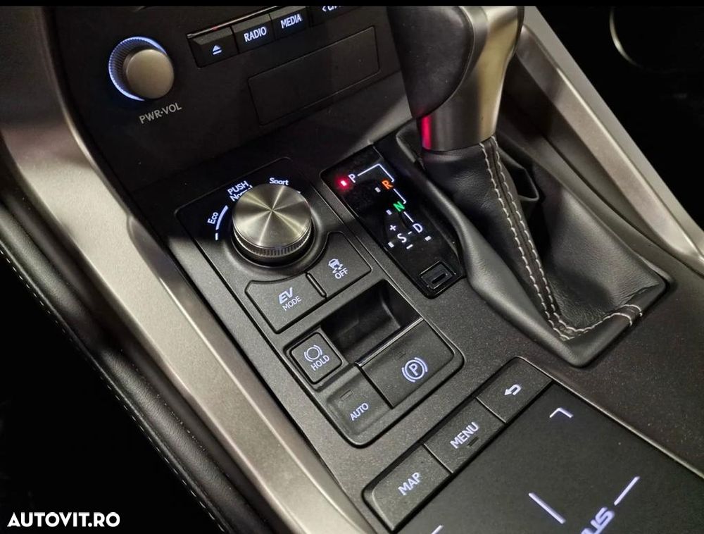 Lexus Seria NX - 22