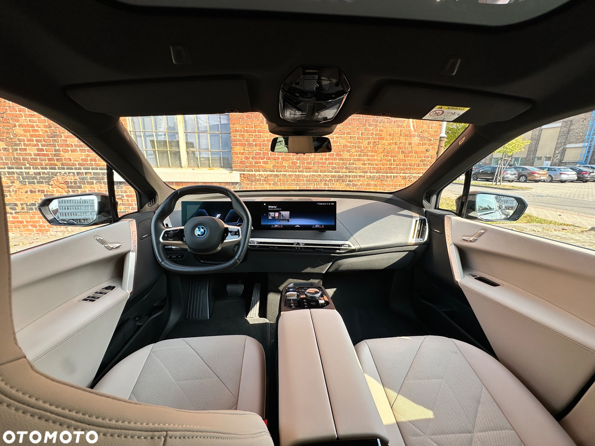 BMW iX xDrive50 - 9