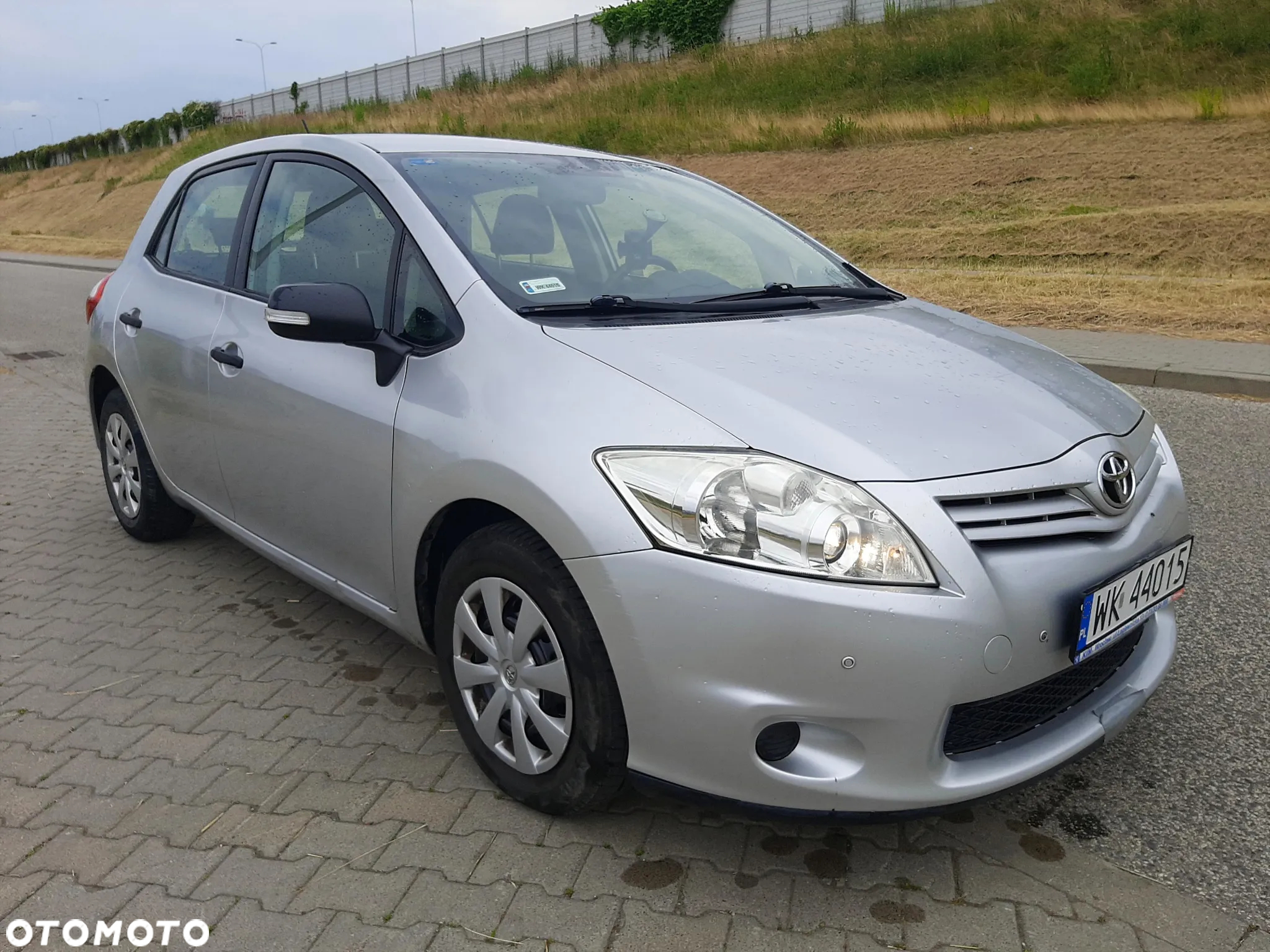 Toyota Auris - 2