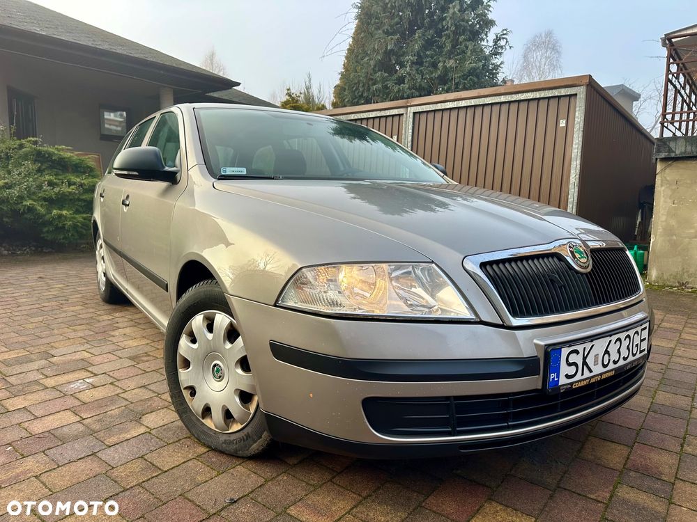 Skoda Octavia 1.6 Elegance - 7