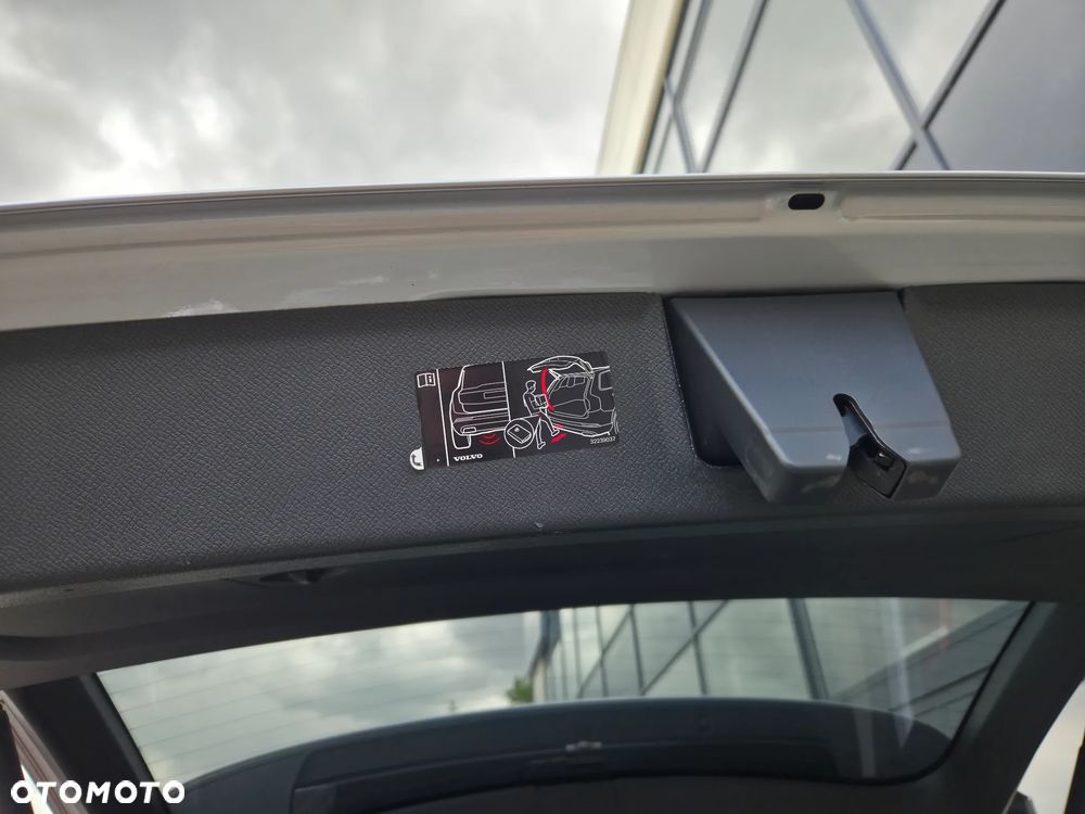 Volvo XC 90 T8 AWD Plug-In Hybrid Inscription 6os - 29