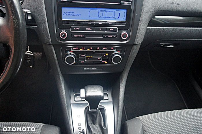 Volkswagen Golf 1.4 TSI DSG Comfortline - 6