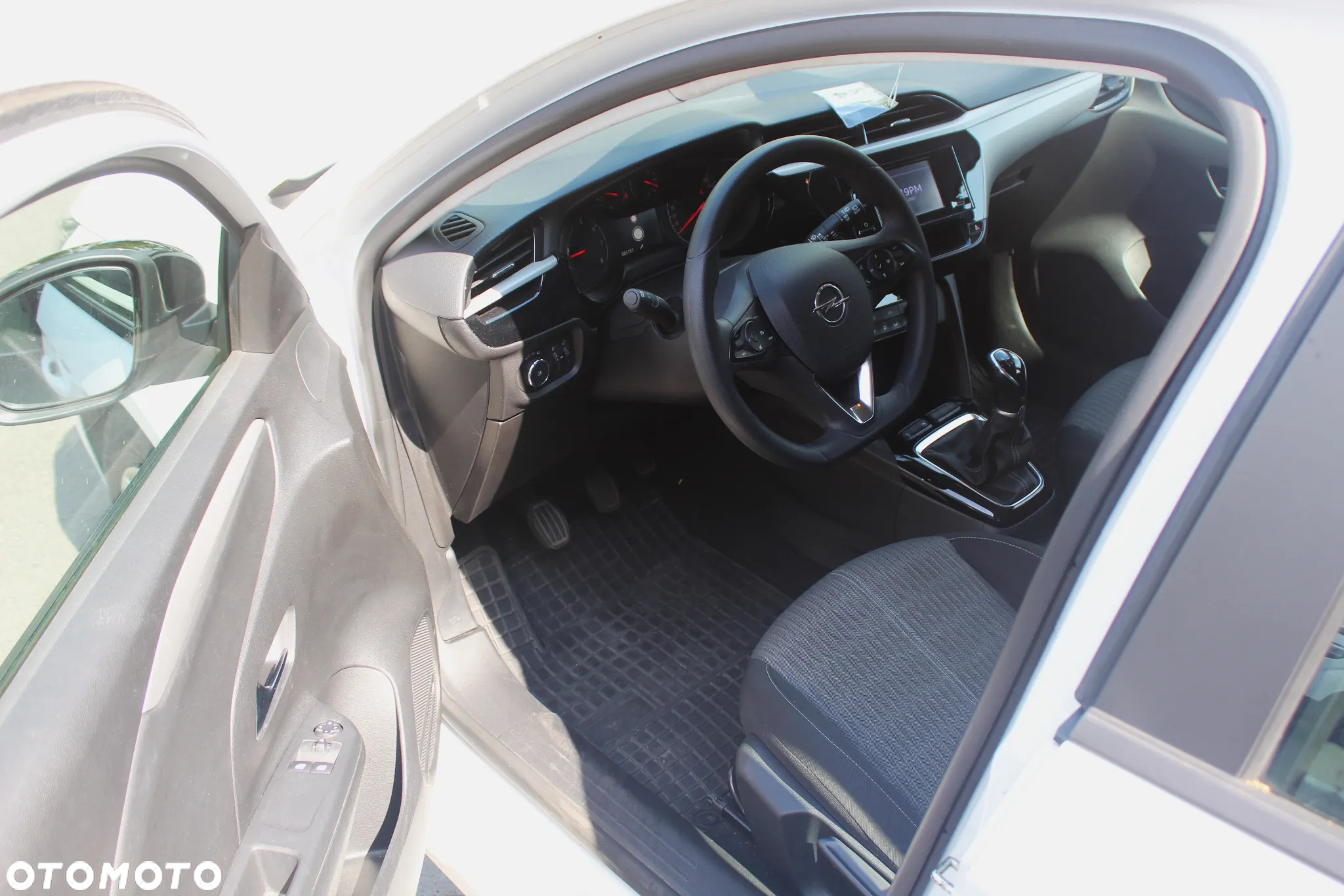 Opel Corsa 1.2 Edition S&S - 9