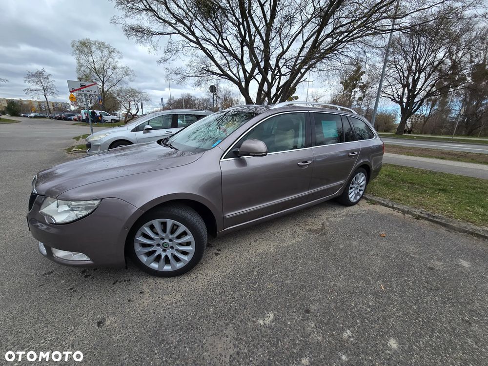 Skoda Superb 1.8 TSI Elegance DSG - 2