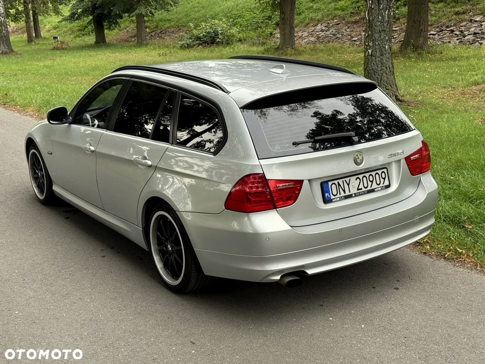 BMW Seria 3 318d - 13