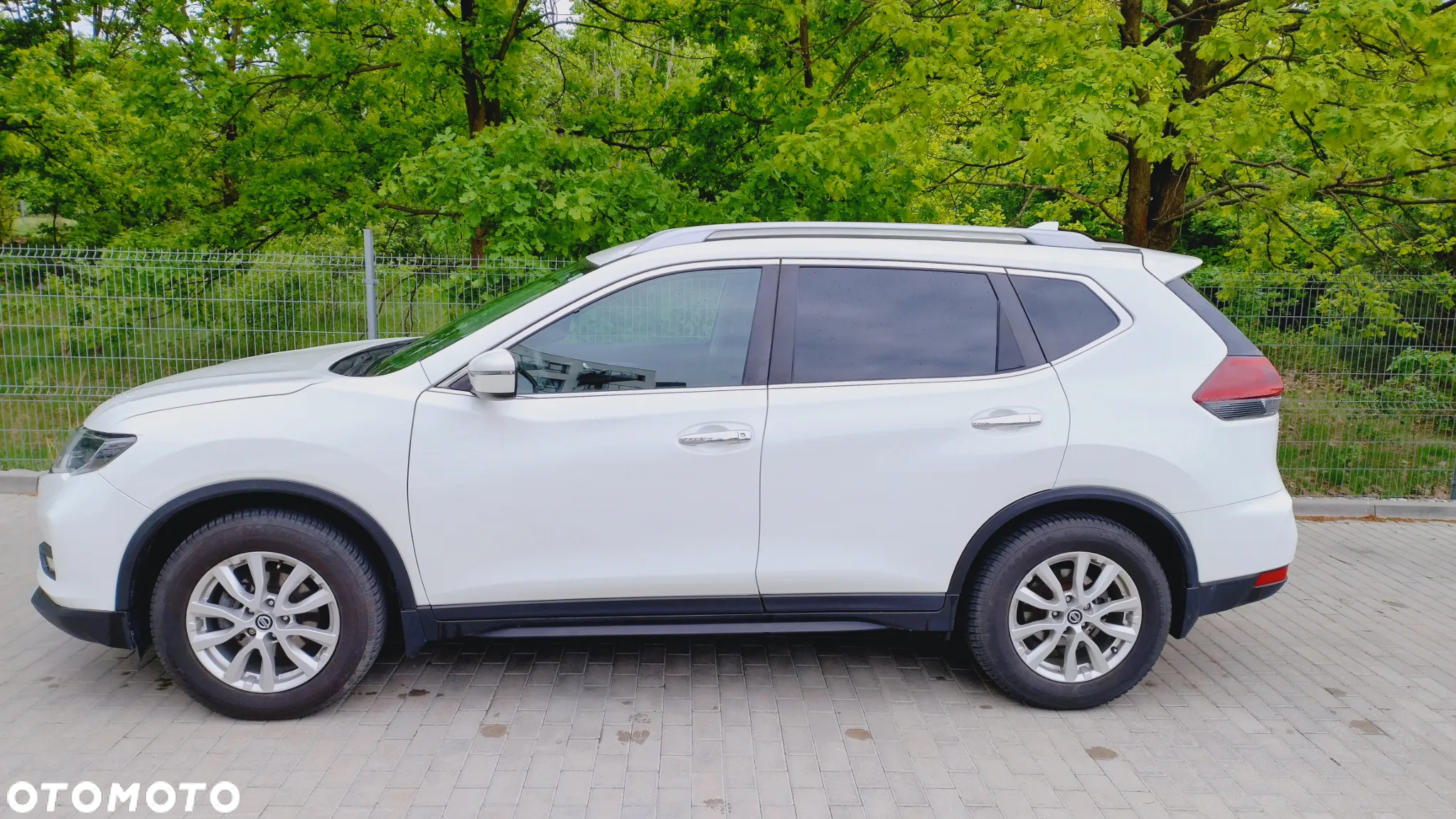 Nissan Rogue - 7