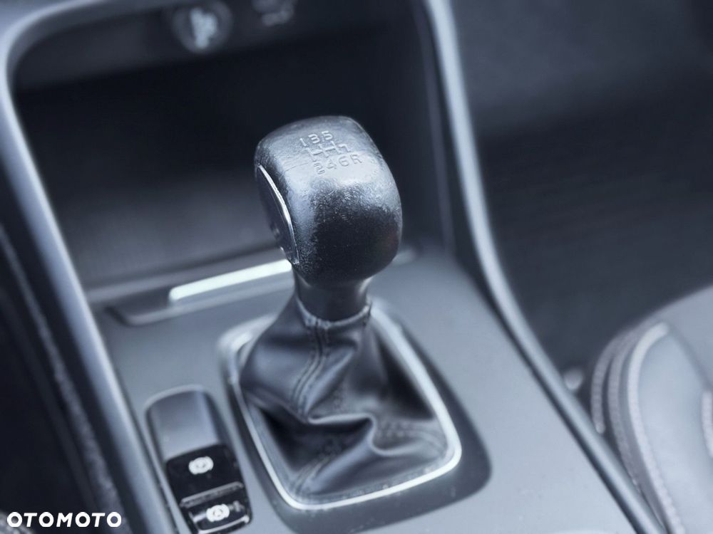 Volvo XC 40 - 21