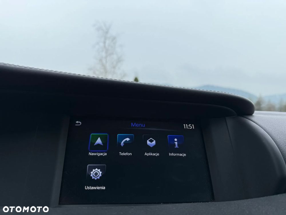 Infiniti Q30 2.2d DCT AWD City Black Edition - 14