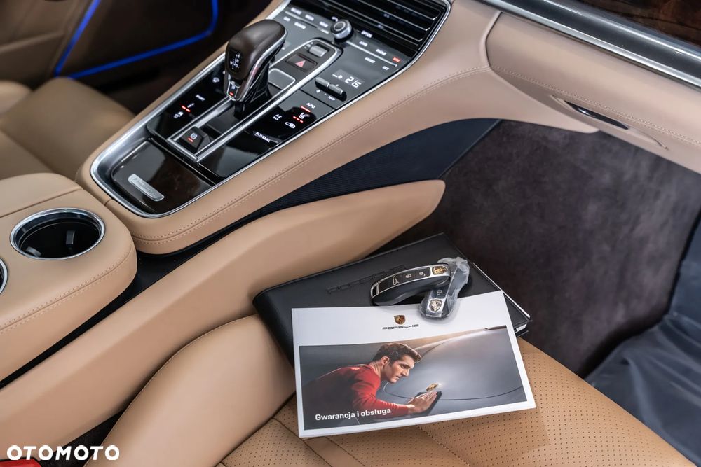 Porsche Panamera 4S GPF Executive - 40