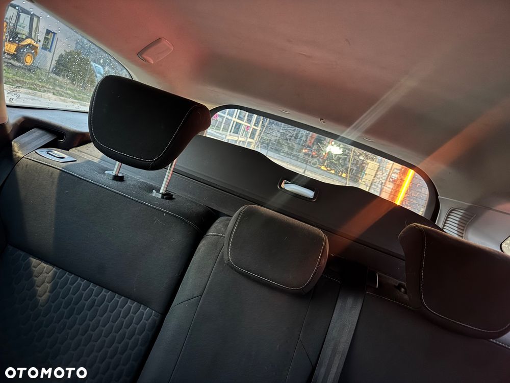 Ford Focus 1.6 TDCi Titanium - 16