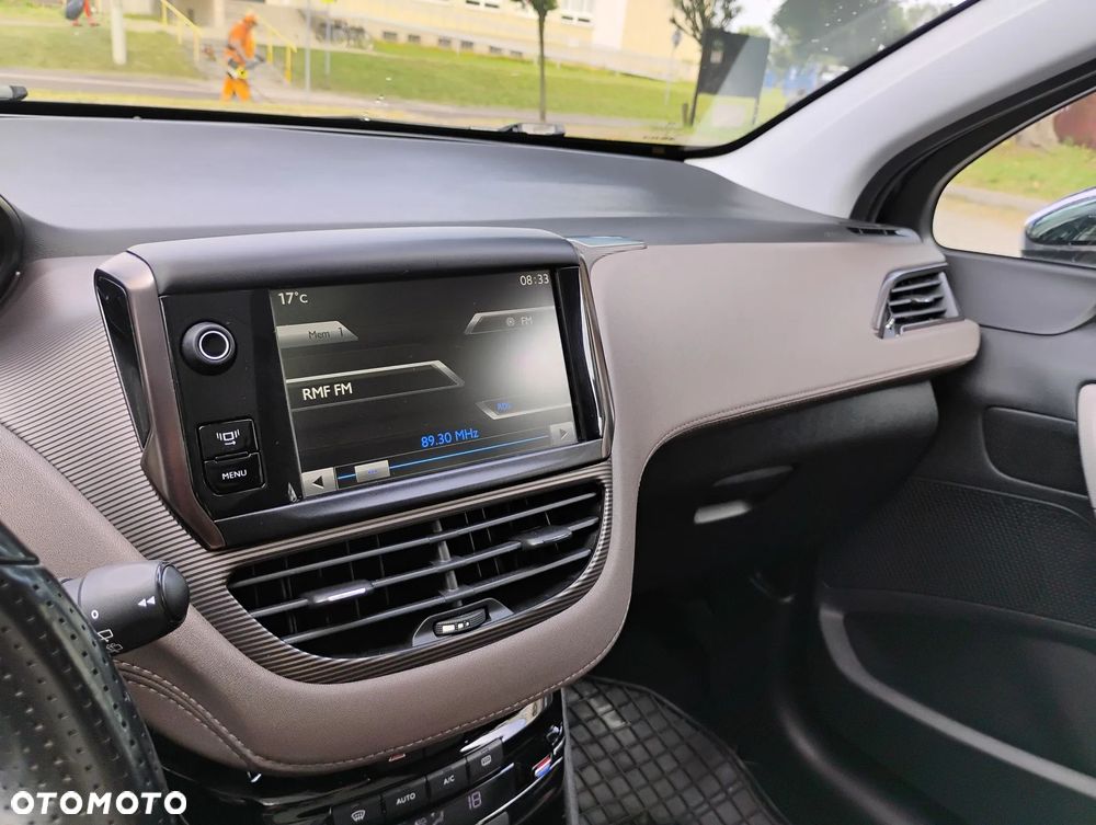 Peugeot 2008 e-HDi FAP 115 STOP & START Business-Line - 21