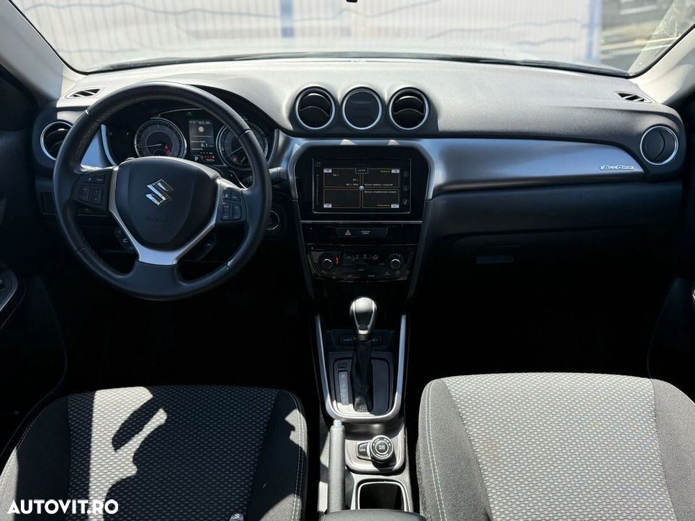 Suzuki Vitara 1.5 HEV Passion - 4