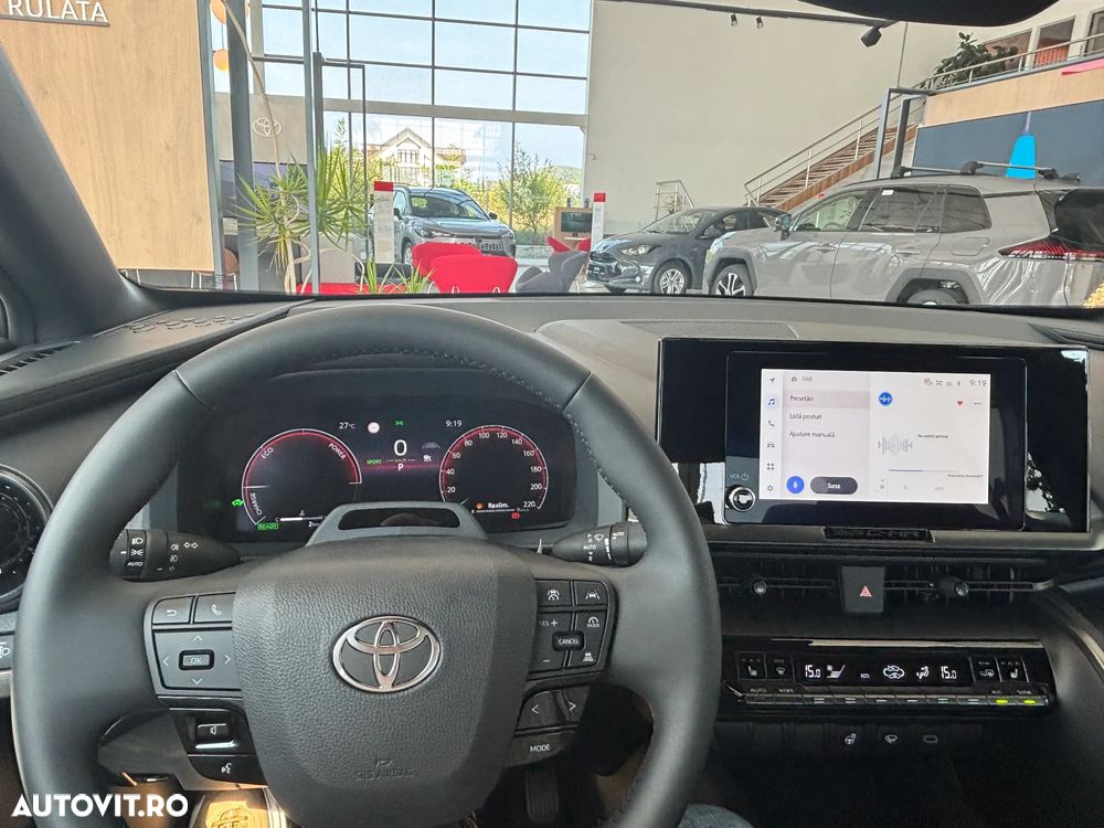 TOYOTA C-HR 2026 — imagine 30